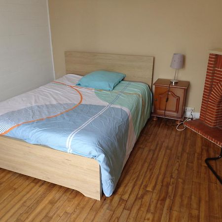 Chambre 1 Martine Hamadou Daire Questembert Dış mekan fotoğraf